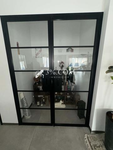 Maison
                                                                                                                                                                                                                                                                                                                        5 pièce(s)                                                                                                                                                                                                          4 chambre(s)                                                                                                                                                                                                          144  m²