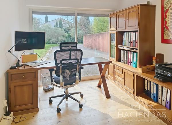 Pélissanne (13330) La vie provençale pratique, au calme et à pied des commodités