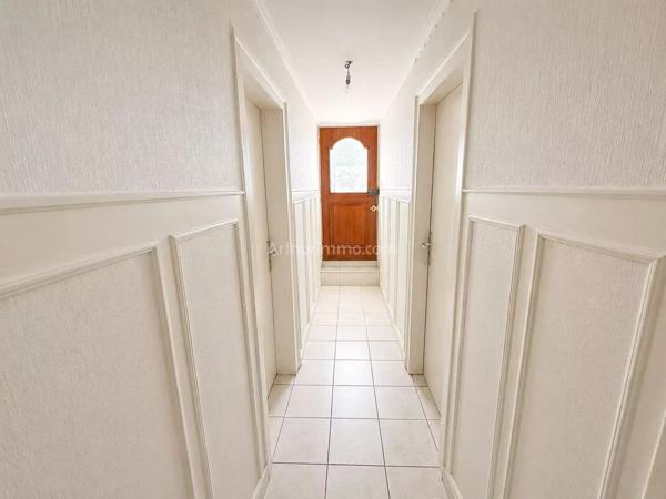 Vente                                                      Immeuble
                        
                     11 pièces                      224 m2                     à Sélestat