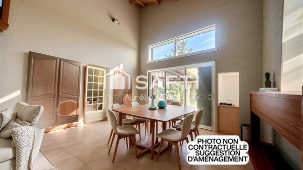 Maison familiale avec piscine et dépendance, Aigues-Vives (09600)