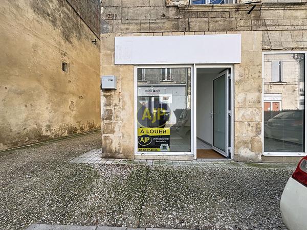 Tonnay Charente : 385 € - AJP Immobilier Rochefort