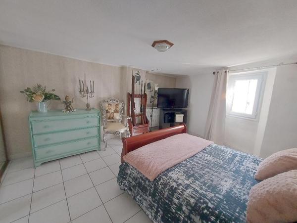 Maison de ville + commerce Marseille 165 m2