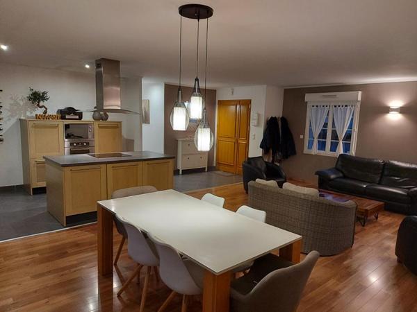 Maison avec Piscine, 3 chambres dans un village proche de Saint-Quentin