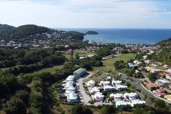 Villa F4 Trois-Îlets  TROIS-ÎLETS (Anse à l'Âne)