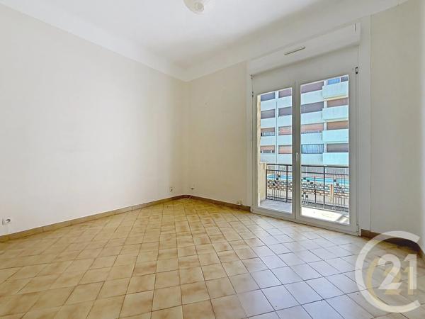 Immeuble à vendre  120 m 2   PERPIGNAN  - 66