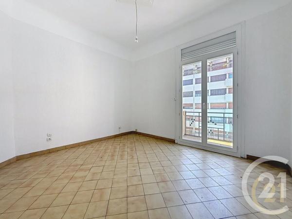 Immeuble à vendre  120 m 2   PERPIGNAN  - 66