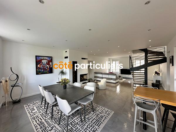 Vente Appartement191 m² - 6 Pièces - LE PUY EN VELAY (43000)