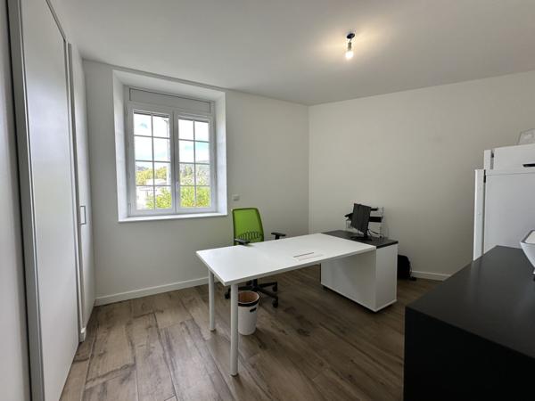Vente Appartement191 m² - 6 Pièces - LE PUY EN VELAY (43000)