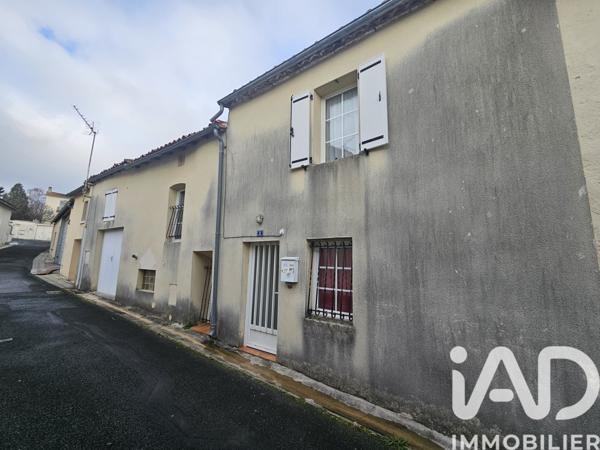 Maison à vendre 3 pièces 69 m² Saint-Amant-de-Boixe