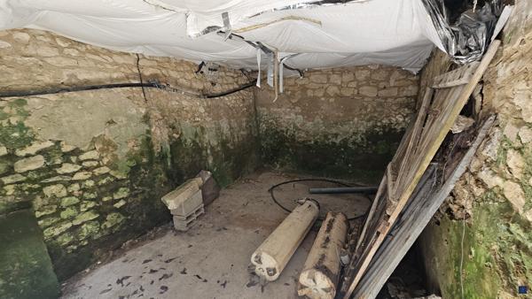 Charentaise de 300 m² à SEMUSSAC