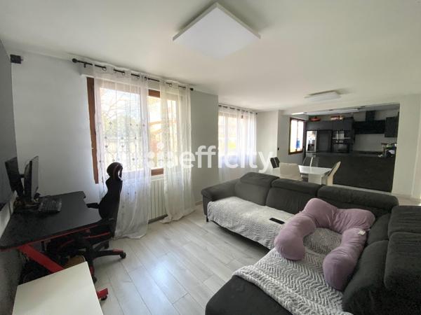 Maison 3 pièces - 94 m²