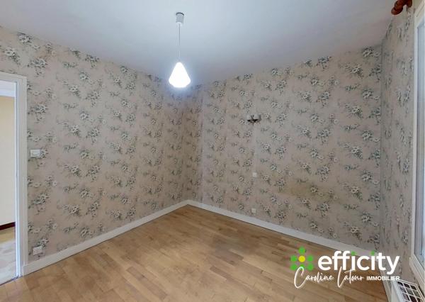 Maison
         4 pièces
        - 84 m² 215 000 € *