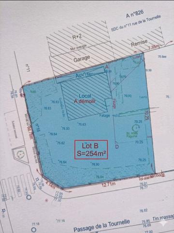 Terrain 254 m2 avec bâtisse sur VAUJOURS