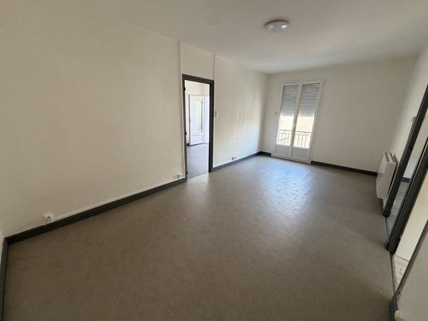 Appartement F3 - MONTROND LES BAINS