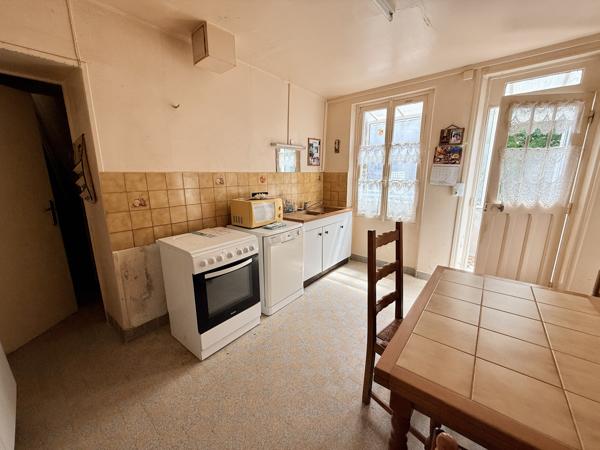 Maison a rénover à MOUROUX