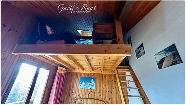 Chalet 3 faces 3 chambres sur parcelle de plus de 800 m² – Exposition sud / sud-ouest – Vue dégagée montagne