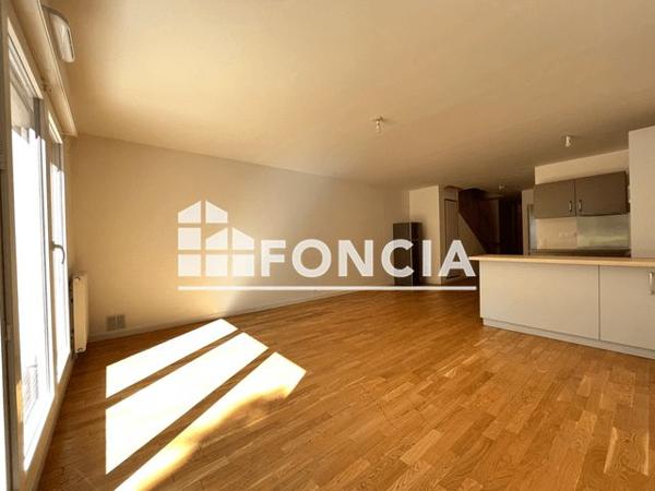 Location Maison 5 pièces 118 m² - 84 RUE VICTOR HUG0 Rosny-sous-bois 93110