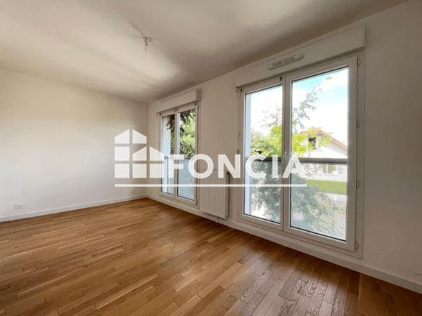 Location Maison 5 pièces 118 m² - 84 RUE VICTOR HUG0 Rosny-sous-bois 93110