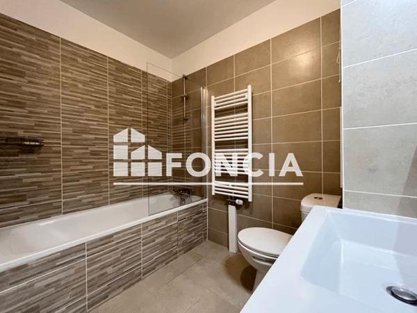 Location Maison 5 pièces 118 m² - 84 RUE VICTOR HUG0 Rosny-sous-bois 93110