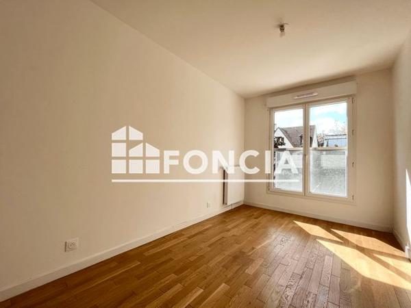 Location Maison 5 pièces 118 m² - 84 RUE VICTOR HUG0 Rosny-sous-bois 93110