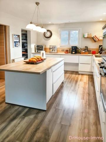 Maison à vendre 7 pièces de 180 m²