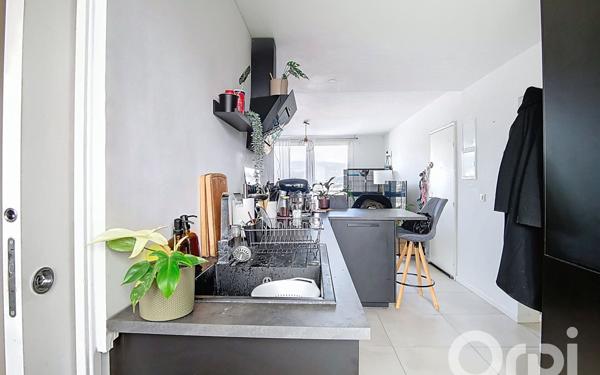 Appartement à vendre    2 pièces • 46 m2 Toulon