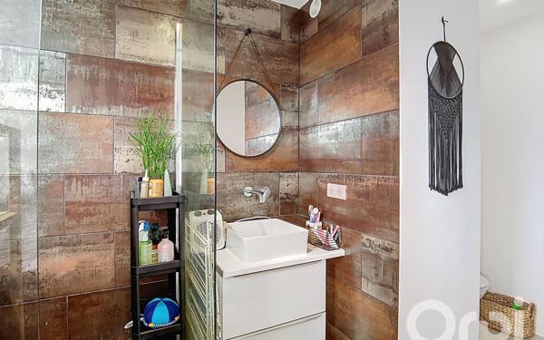 Appartement à vendre    2 pièces • 46 m2 Toulon