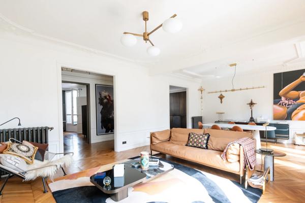 Appartement Paris 18 e - LAMARCK CAULAINCOURT / JULES JOFFRIN
