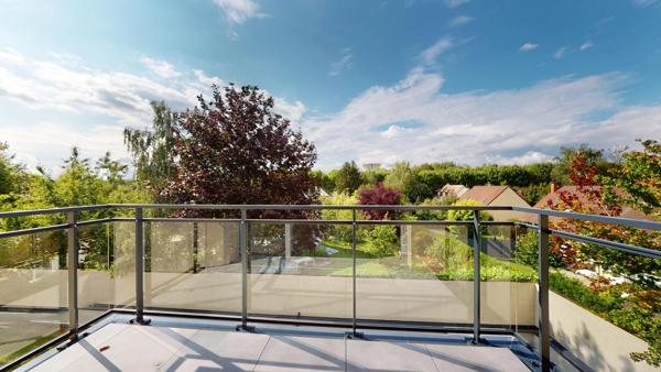 Vente                                                      Studio
                        
                     1 pièces                      33 m2                     à Pontault-Combault
