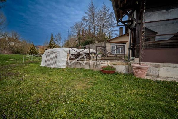 Demeure de caractère 453 m² avec T3, studio, garages et activité locative possible – Fresnes-en-Woëvre