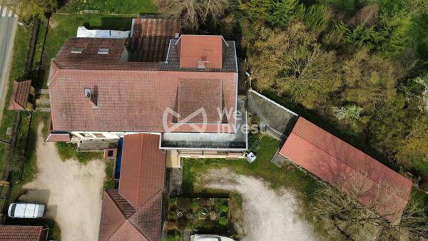 Demeure de caractère 453 m² avec T3, studio, garages et activité locative possible – Fresnes-en-Woëvre