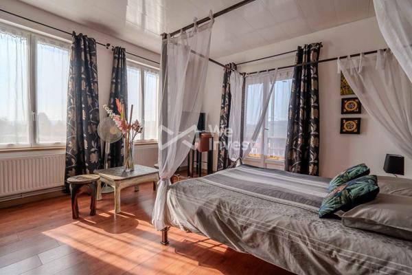 Demeure de caractère 453 m² avec T3, studio, garages et activité locative possible – Fresnes-en-Woëvre