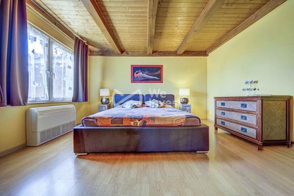 Demeure de caractère 453 m² avec T3, studio, garages et activité locative possible – Fresnes-en-Woëvre