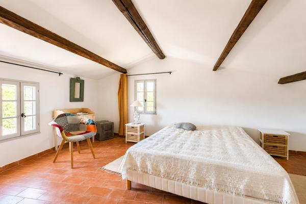 Vente Maison de luxe Uzès 9 Pièces 201.38 m²