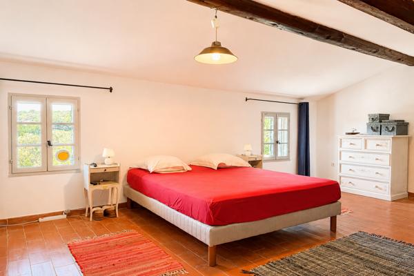Vente Maison de luxe Uzès 9 Pièces 201.38 m²