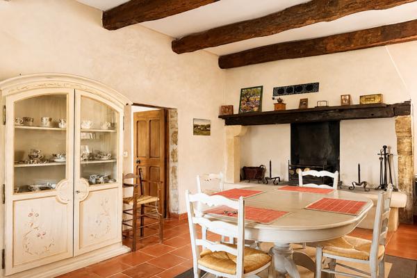 Vente Maison de luxe Uzès 9 Pièces 201.38 m²