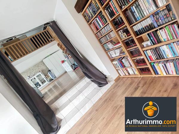 Vente                                                      Appartement
                        
                     2 pièces                      64 m2                     à Laon