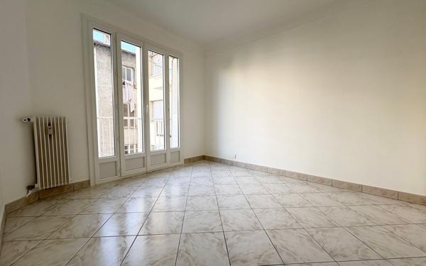 Appartement à louer    3 pièces • 54,17 m2 Nice