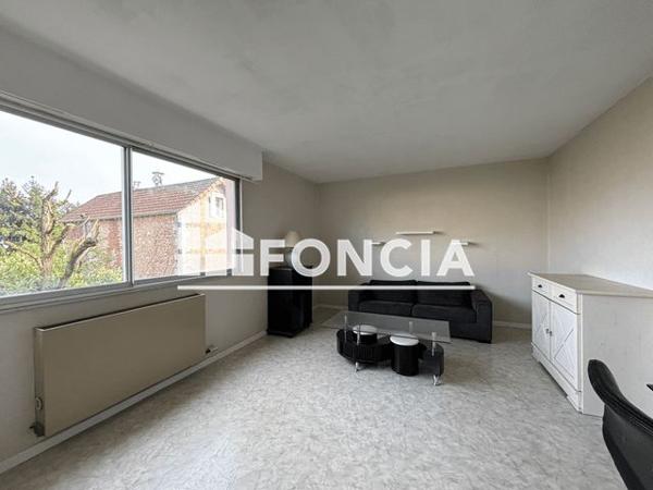 Location Studio meublé 33.25 m² - ACROPOLIS Perigueux 24000