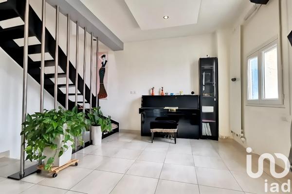 Maison traditionnelle 6 pièces de 134 m² à Villejuif (94800)