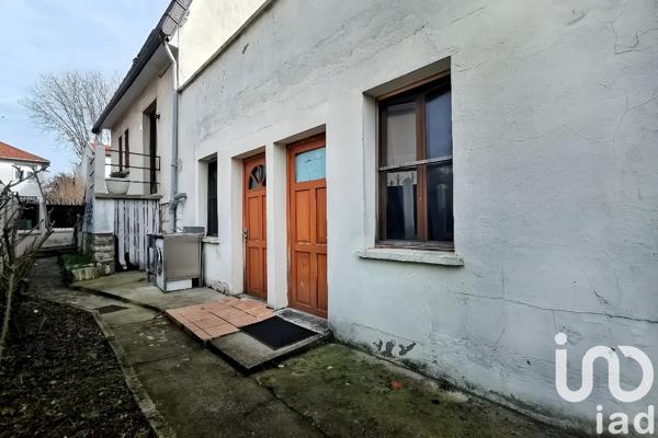 Maison traditionnelle 6 pièces de 134 m² à Villejuif (94800)