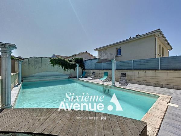 Maison 8 pièces 185.53 m2