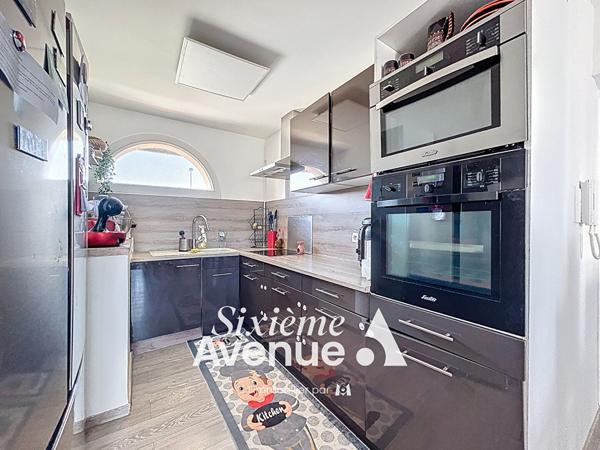 Maison 8 pièces 185.53 m2