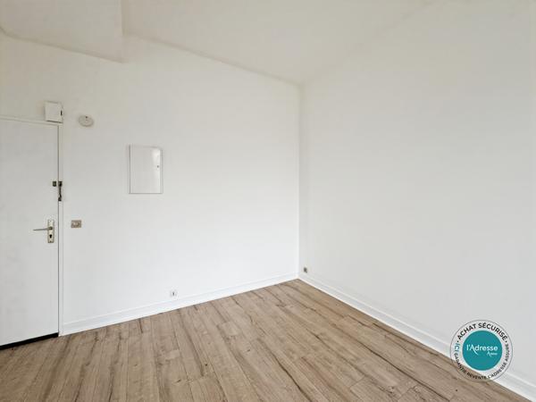 Grand studio 30m² + box