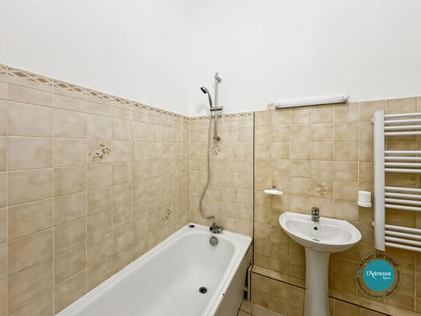 Grand studio 30m² + box