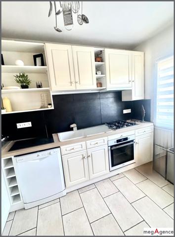 Maison à Dol-de-Bretagne, 35120 - 5 pièces 78m²