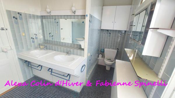 Jolie maison pierres et briques à rénover, proche toutes commodités