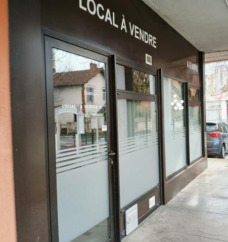 Local Aurillac 42 m2 accès PMR avec parking libre , Aurillac