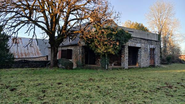MAISON AUVERGNATE AVEC GRANGE Le Vigean (15200)