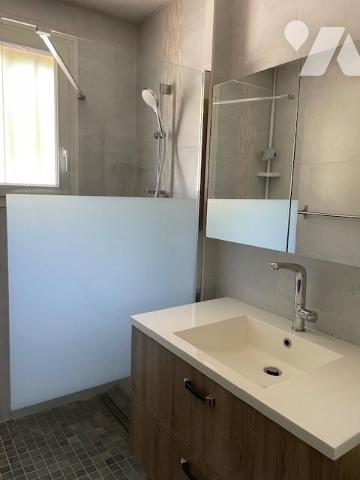 Maison de plain-pied 91m², trois chambres, 818m² de terrain